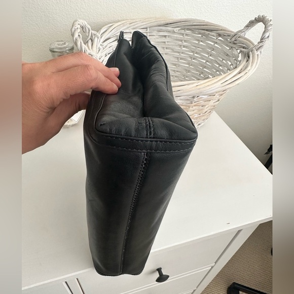 Authentic Celine Genuine Calfskin Leather Clutch with COA - Picture 5 of 10